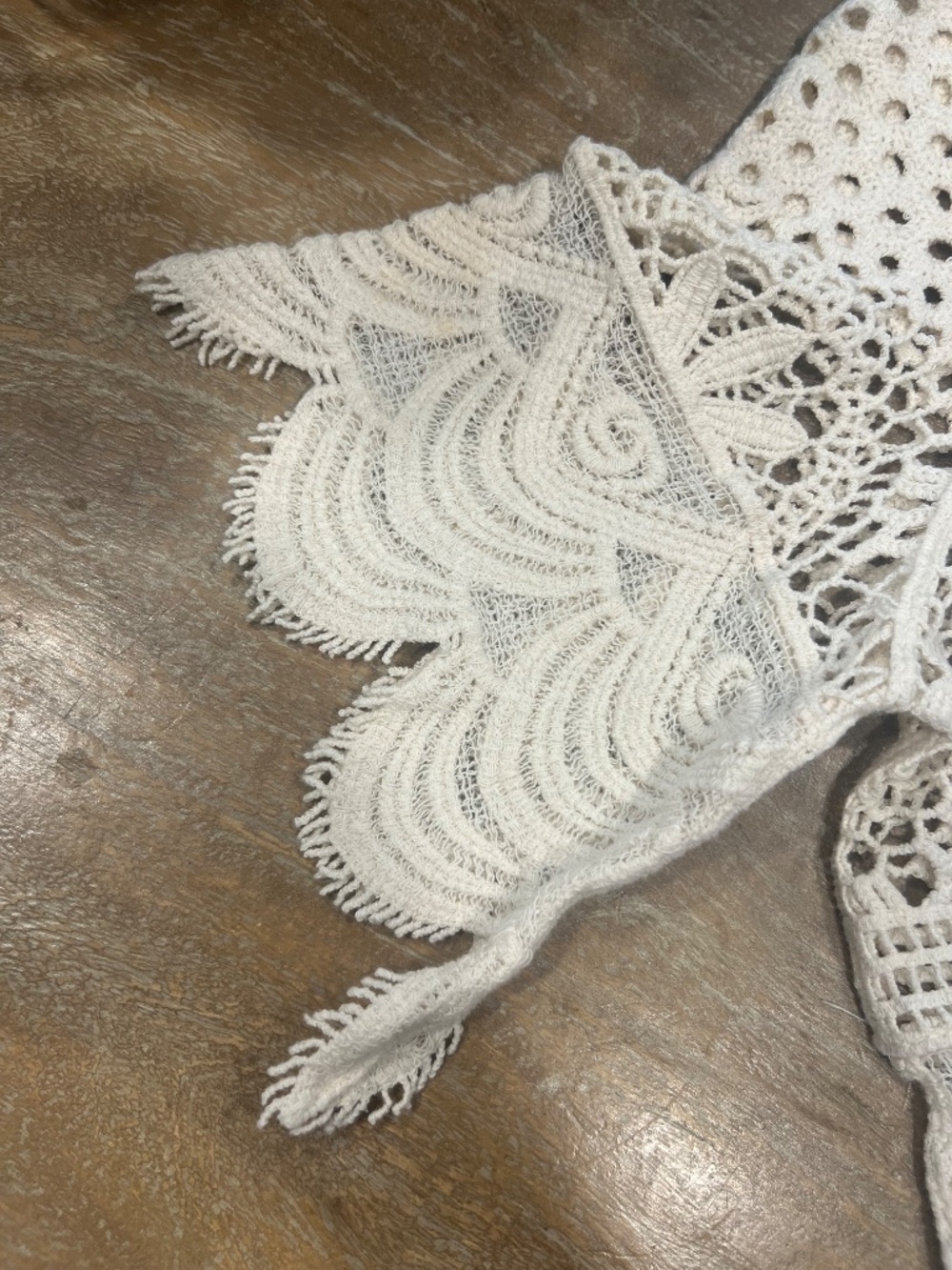 Rebellion Crochet Lace Boho Poncho Top | Ivory | Size M - Picture 5 of 5